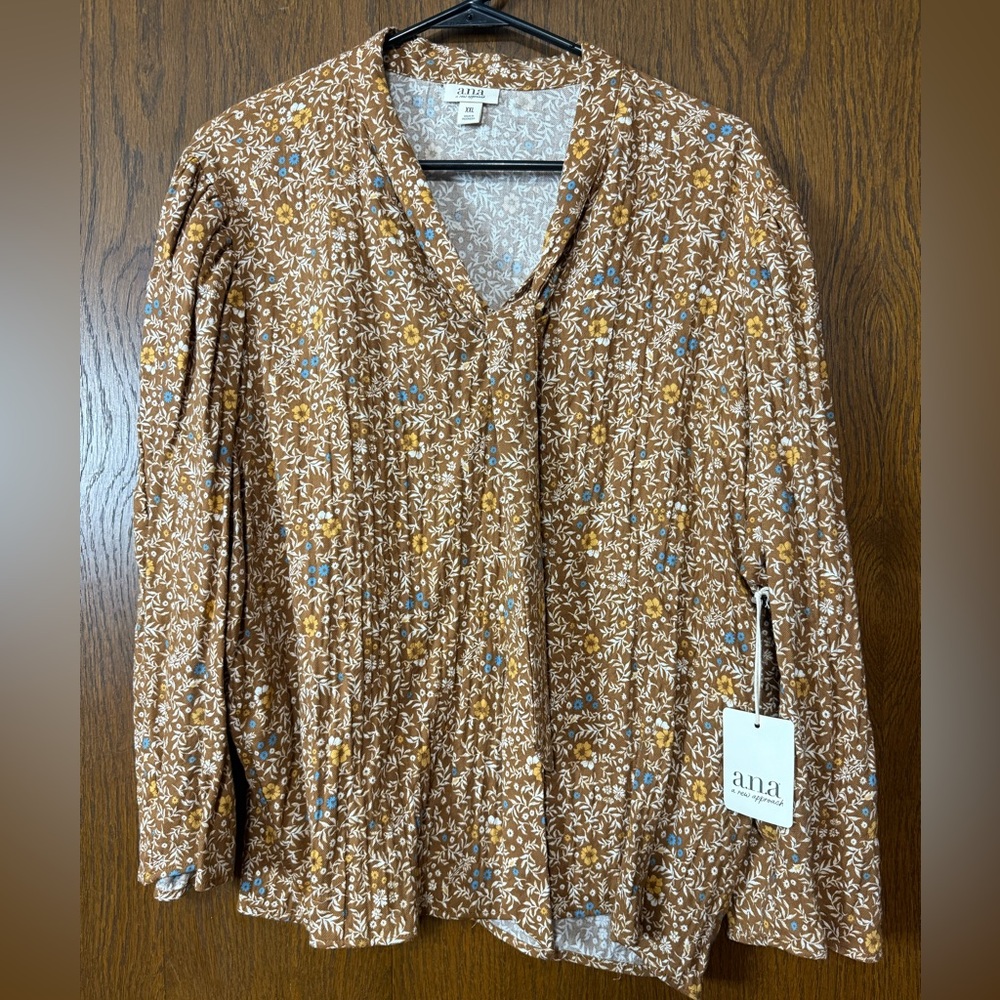 a.n.a Brown and Blue Floral Top NWT